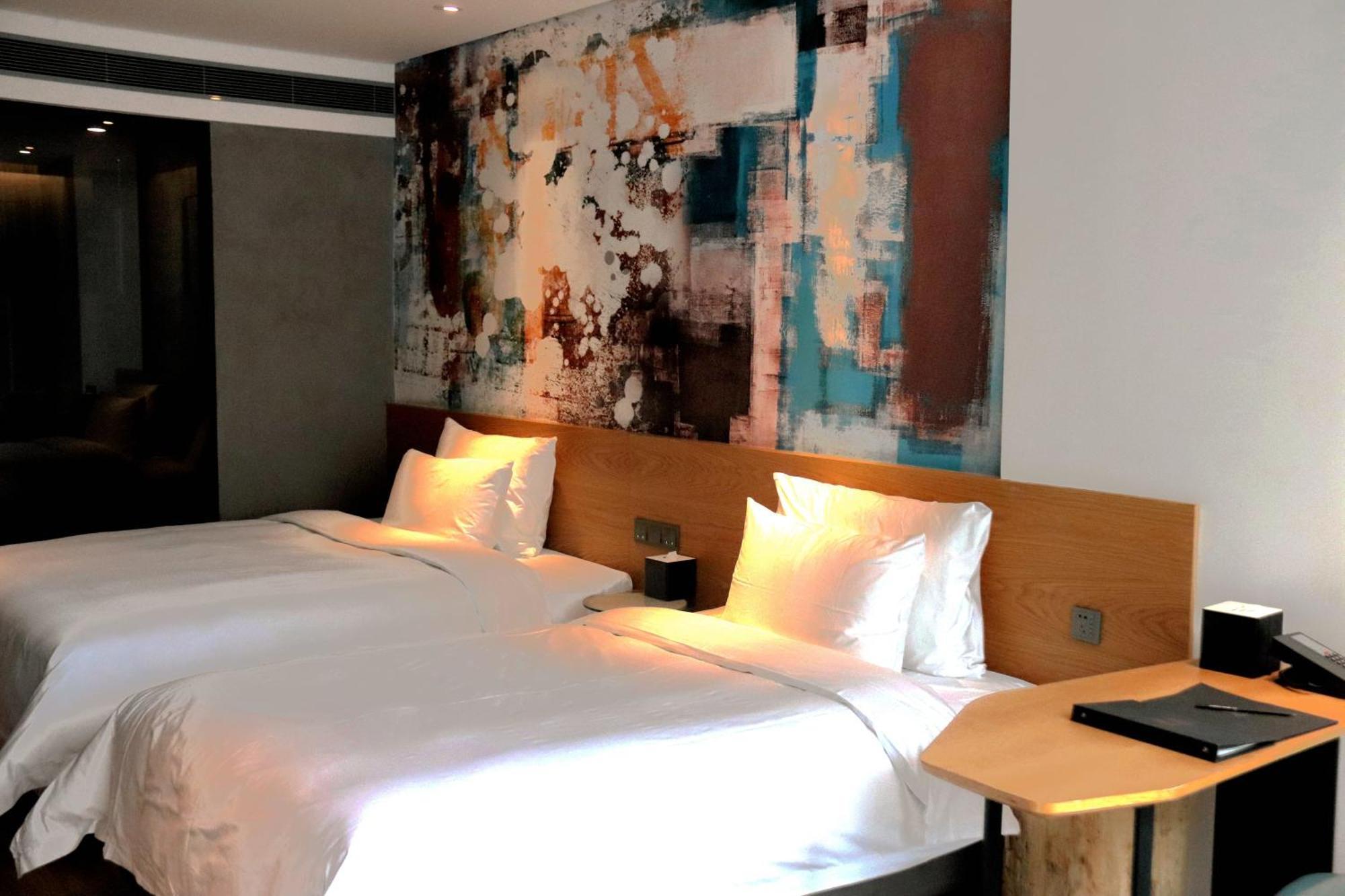 M Hotel Zhengzhou Extérieur photo
