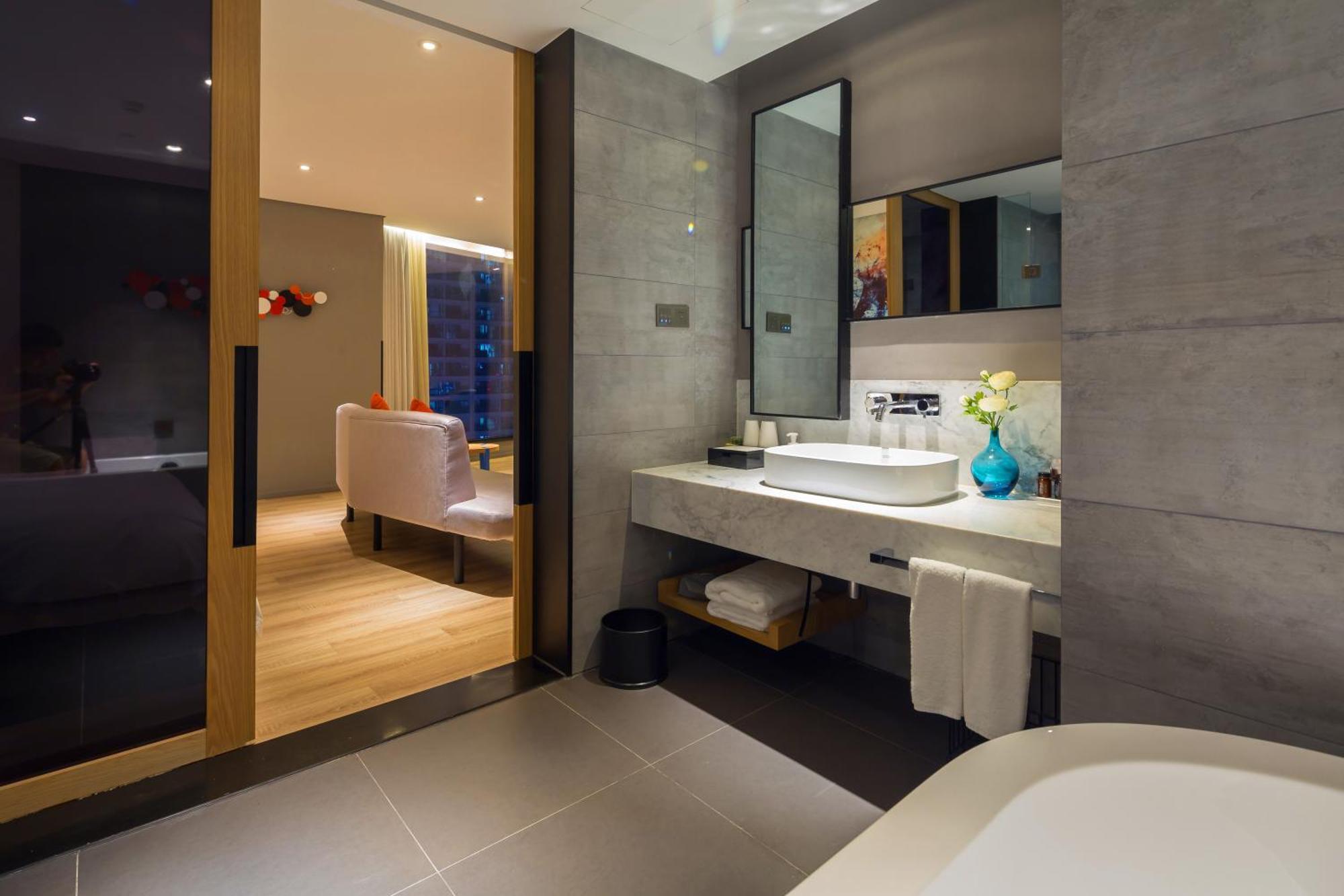 M Hotel Zhengzhou Extérieur photo