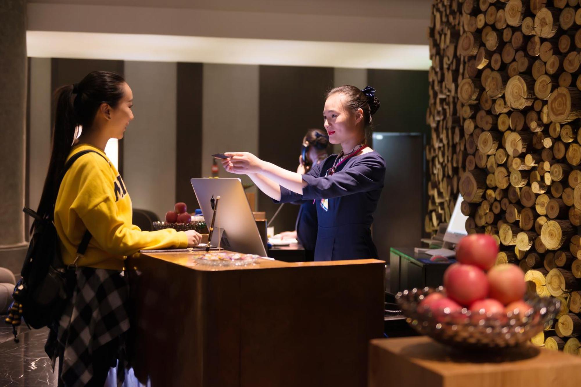 M Hotel Zhengzhou Extérieur photo