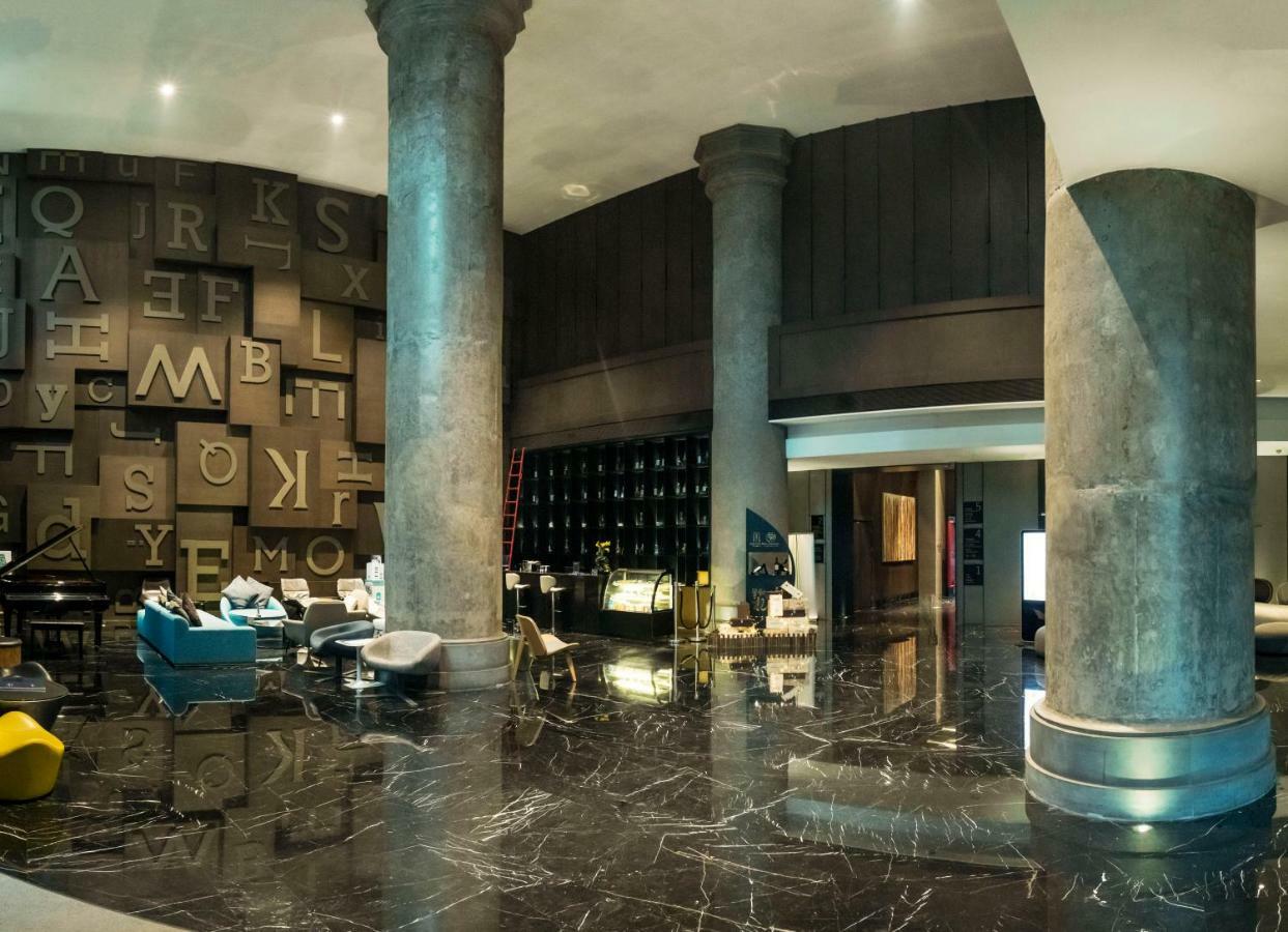 M Hotel Zhengzhou Extérieur photo
