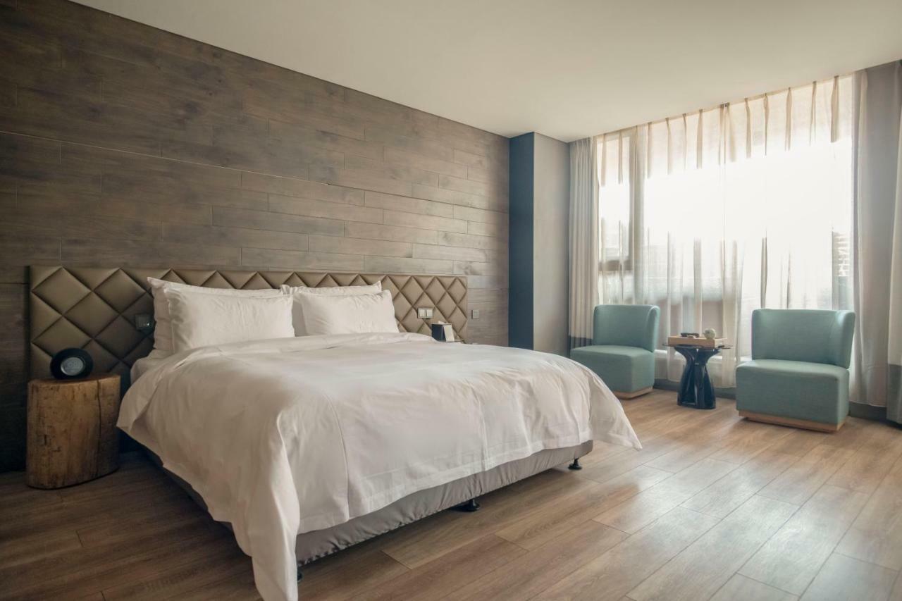 M Hotel Zhengzhou Extérieur photo